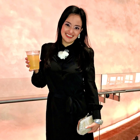 Meet your Posher, Ameneh - Picture 1 of 1